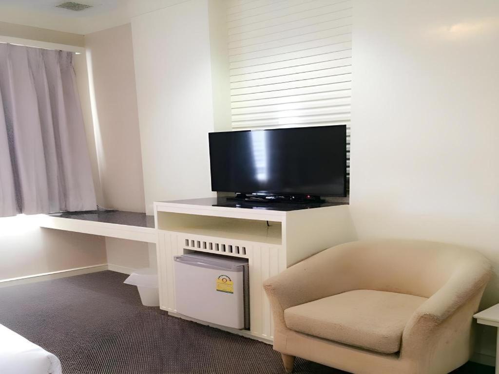נונטאבורי The Rich Hotel מראה חיצוני תמונה