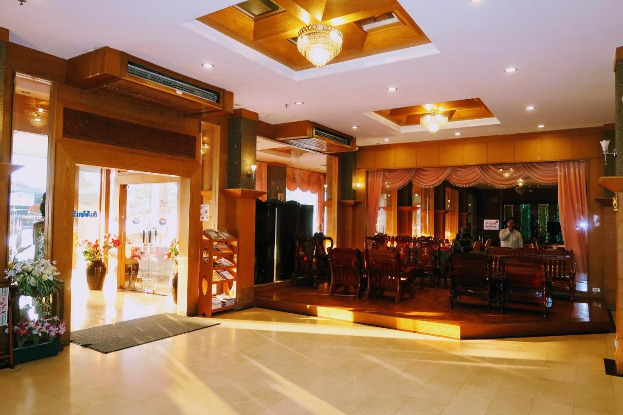 נונטאבורי The Rich Hotel מראה חיצוני תמונה